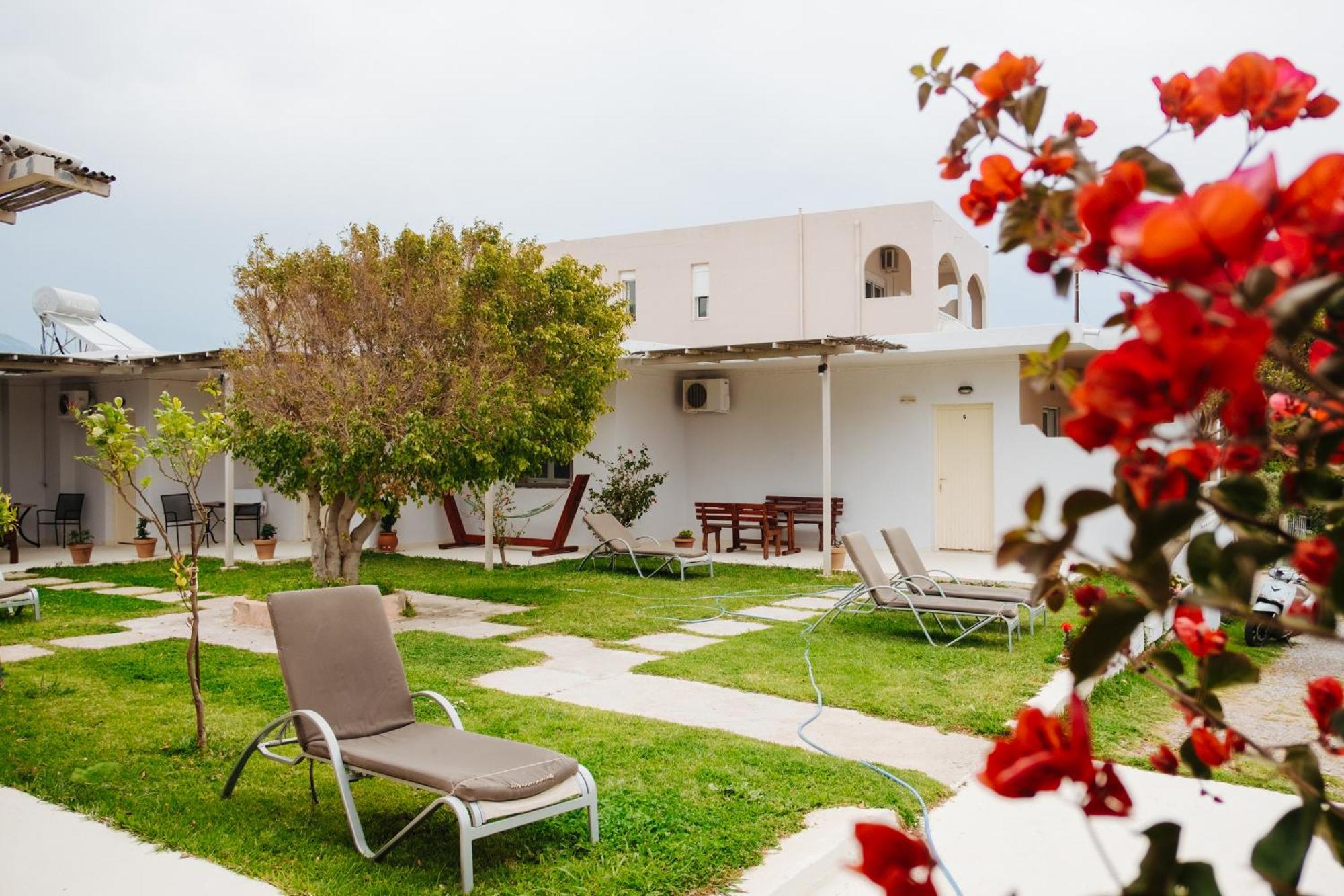 بلاكاس Finikas Apartments المظهر الخارجي الصورة