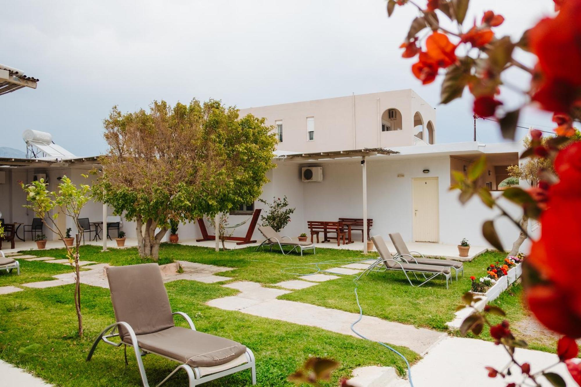 بلاكاس Finikas Apartments المظهر الخارجي الصورة