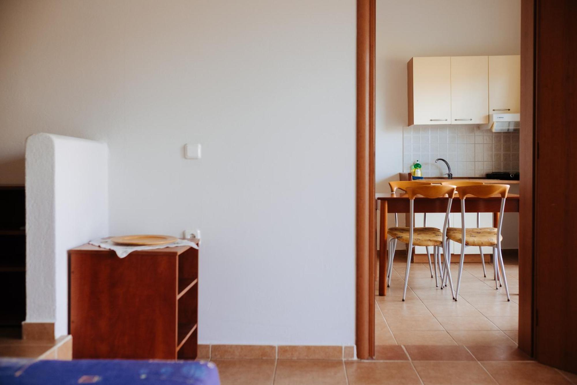 بلاكاس Finikas Apartments المظهر الخارجي الصورة
