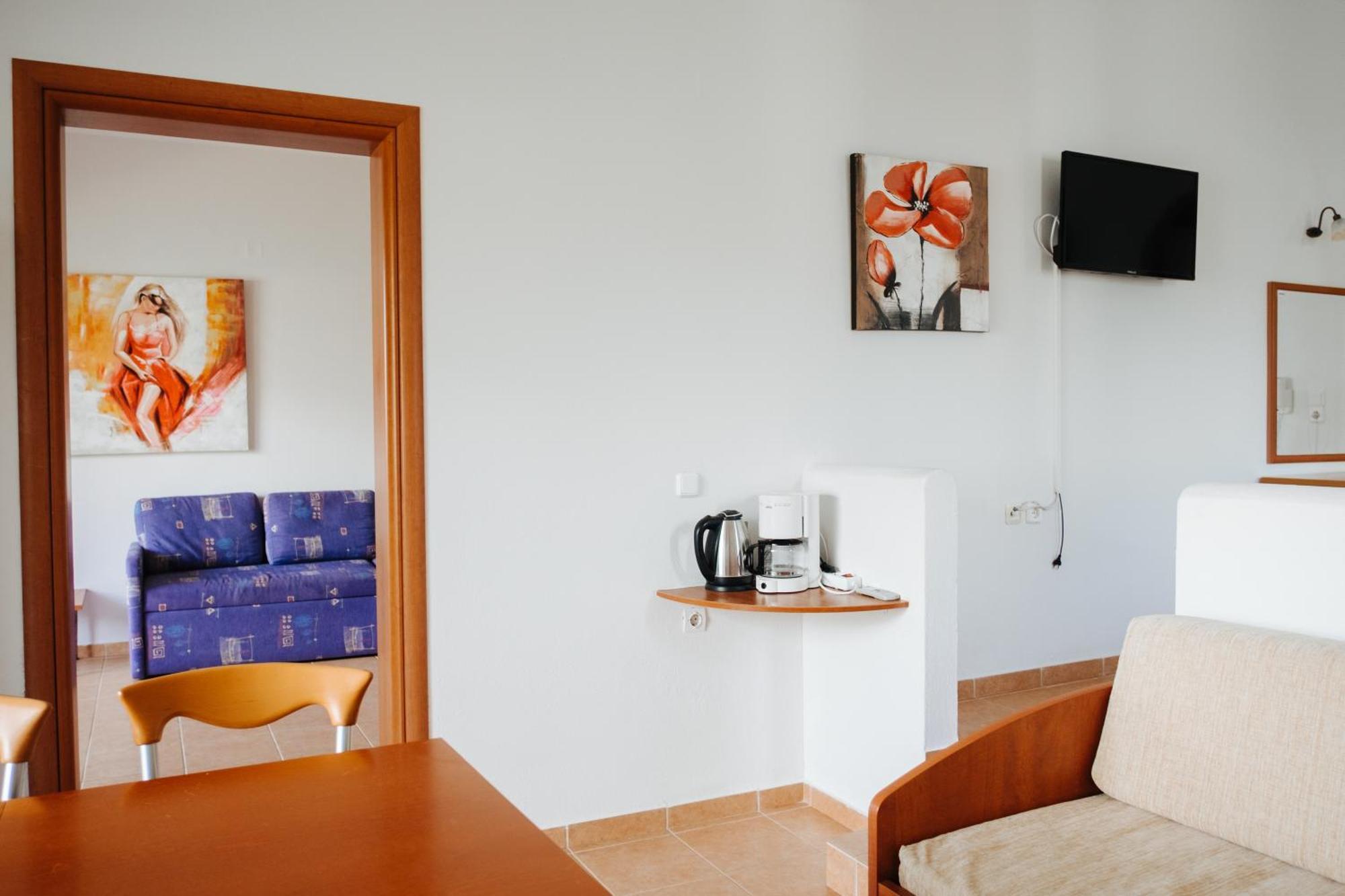 بلاكاس Finikas Apartments المظهر الخارجي الصورة